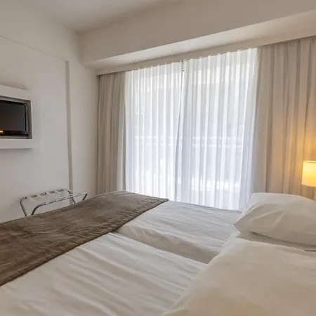 The Beachfront Adult Only 16