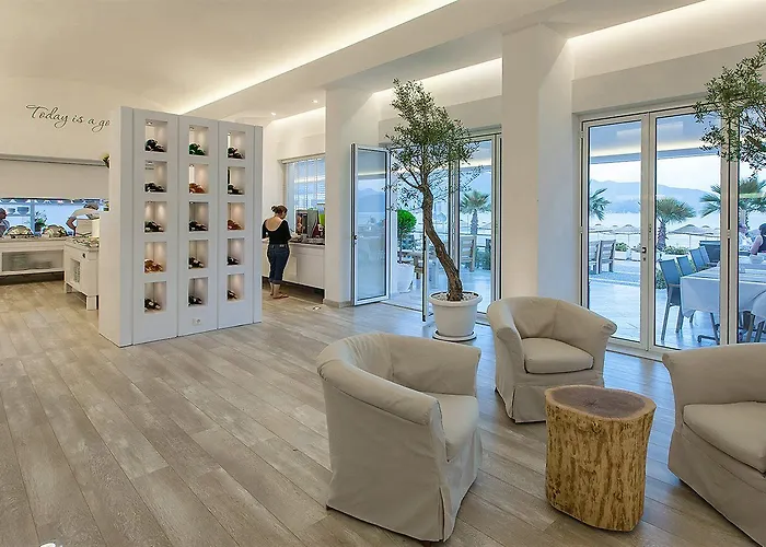 The Beachfront Adult Only 16 Ξενοδοχείο