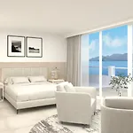 The Beachfront Adult Only 16 3* マルマリス
