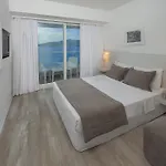 Hotel The Beachfront Adult Only 16 3*