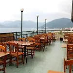 Hotel The Beachfront Adult Only 16 3*