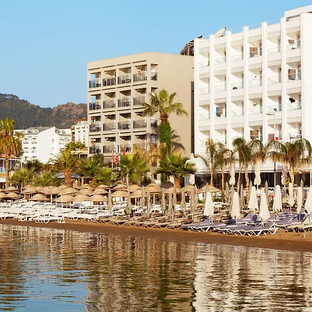 The Beachfront Adult Only 16 3*