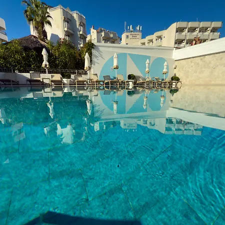 The Beachfront Adult Only 16 3* مرمريس