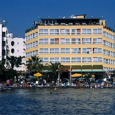 The Beachfront Adult Only 16