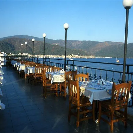 Hotell The Beachfront Adult Only 16